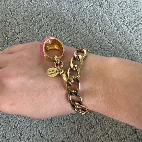 Juicy Couture Gold Charm Bracelet with Pink Ring Charm Y2K 2013 - Picture 5 of 8